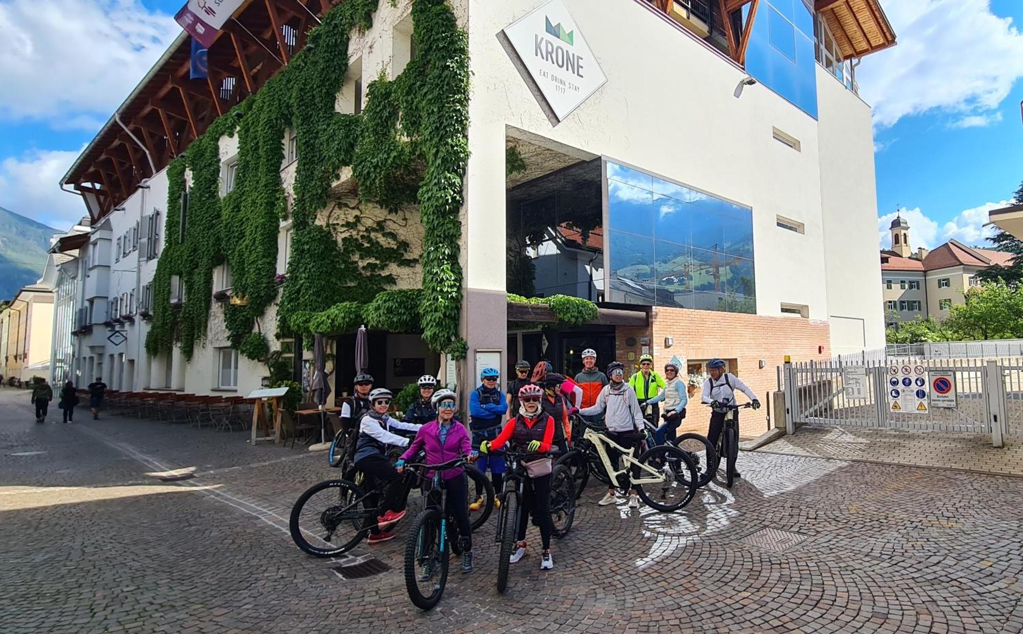 Krone Eat Drink Stay Bressanone Bagian luar foto